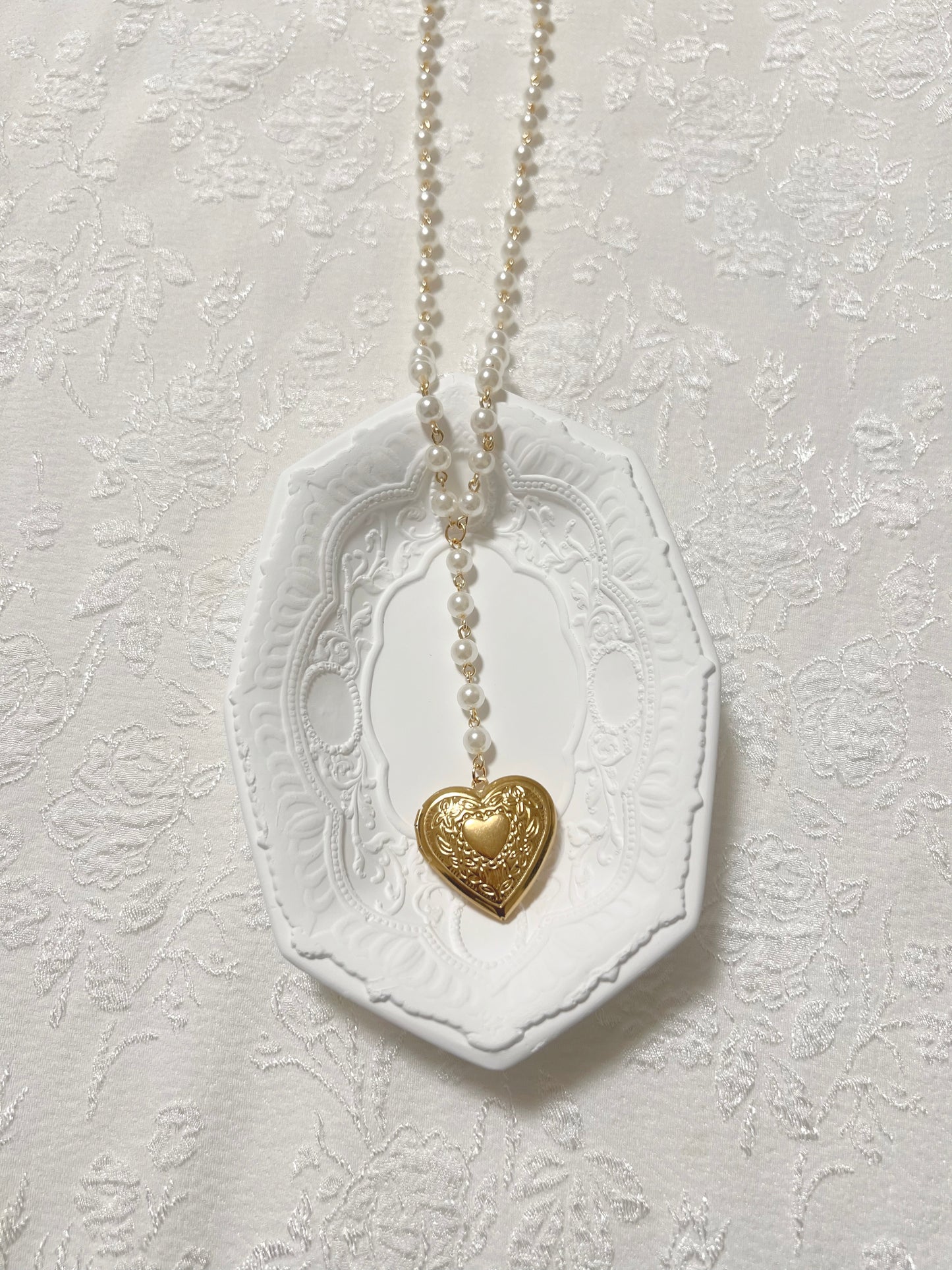 Locket Necklace Set
