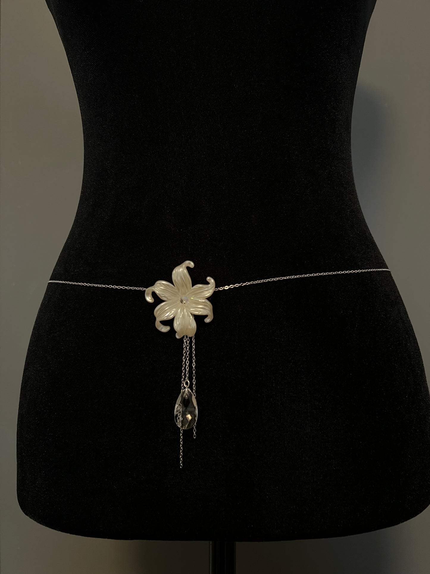 Iris Flower Crystal Droplet Silver Waist Chain