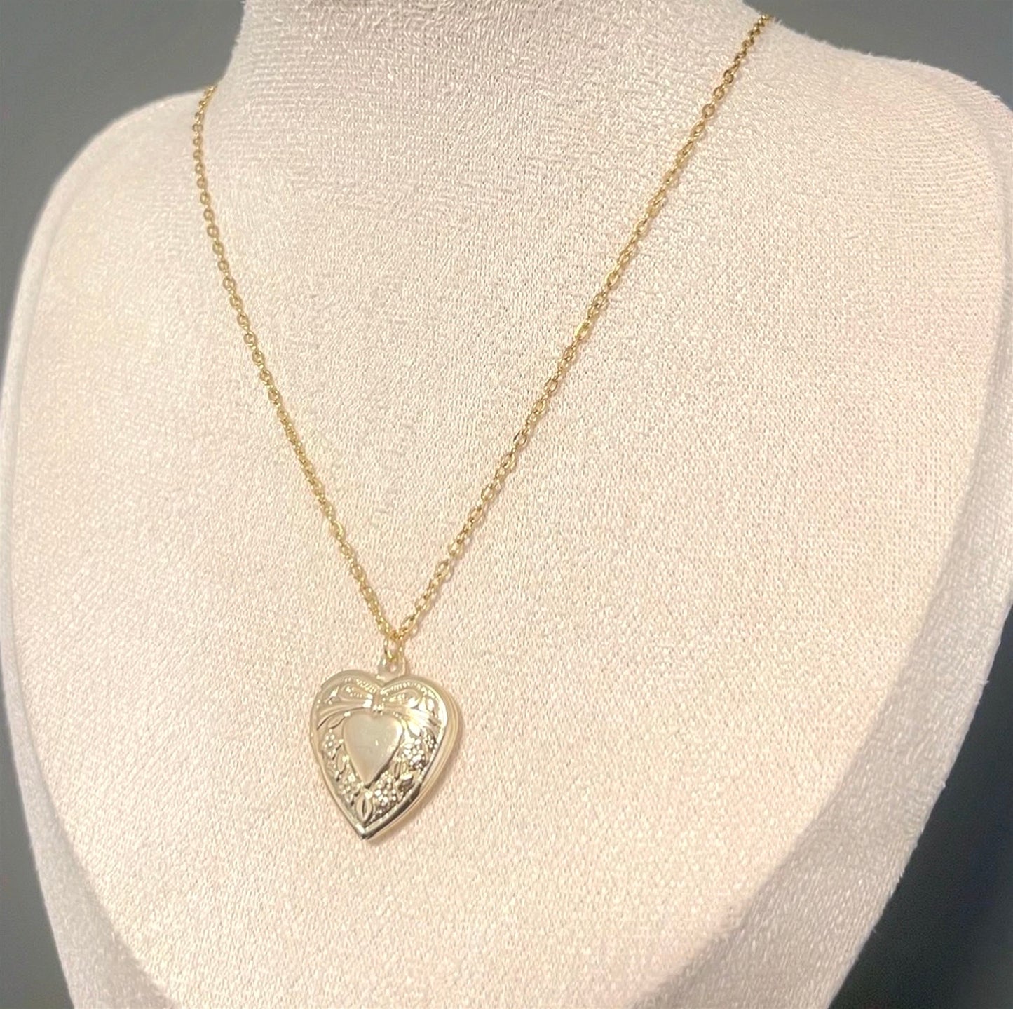 Classic + “Blurry” Locket Set