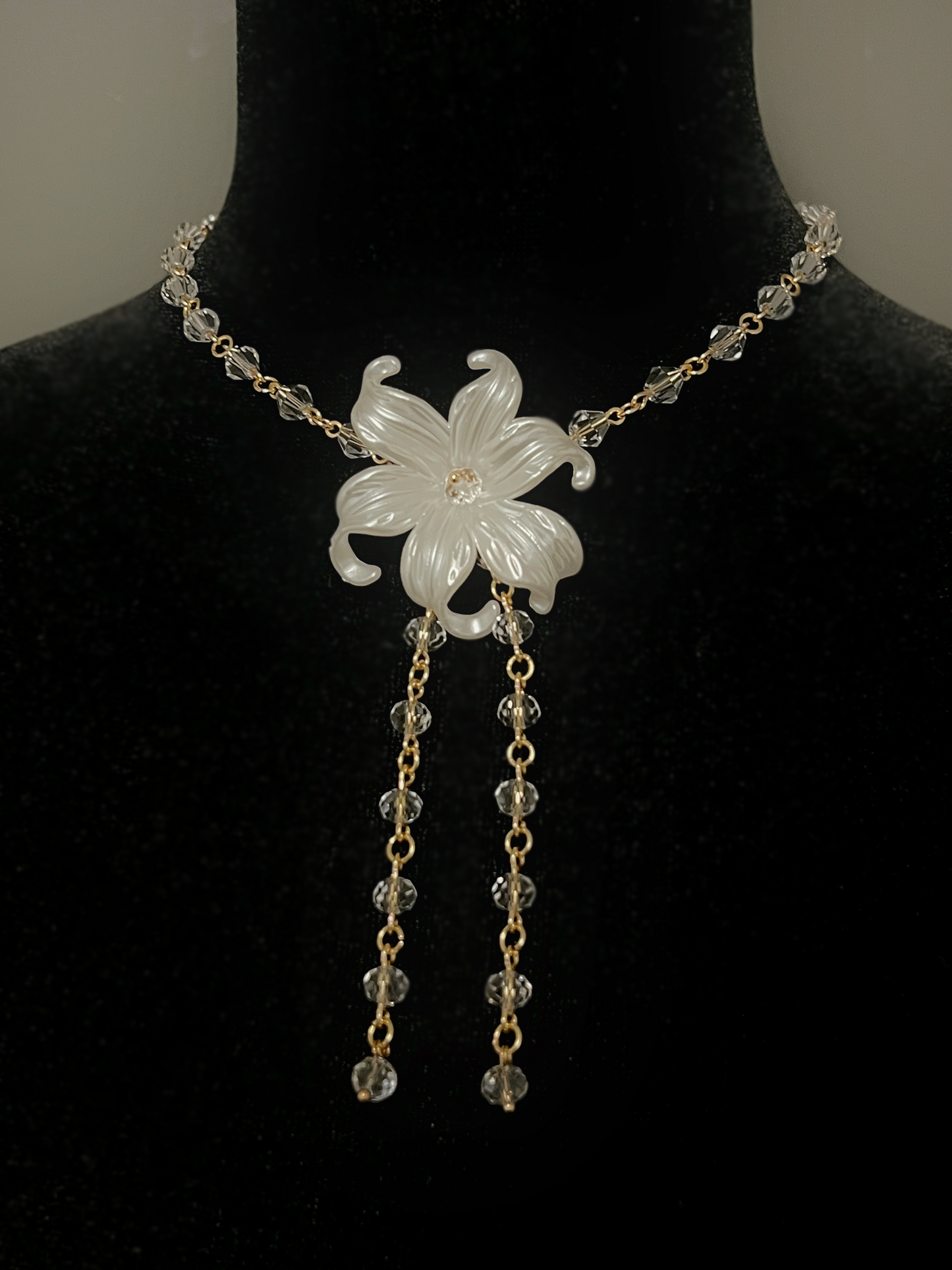 Crystalline Bead Iris Necklace