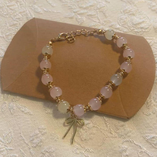 Randomized Single Glass Bead Bracelet