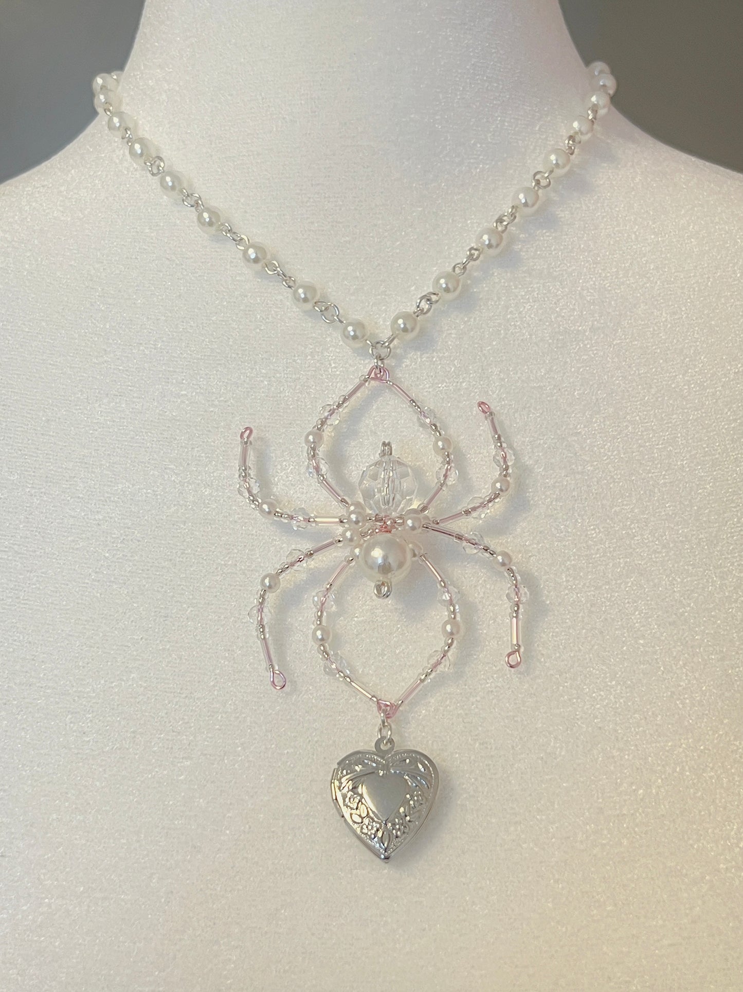 Arachnea Pearl Locket | Pinkwire