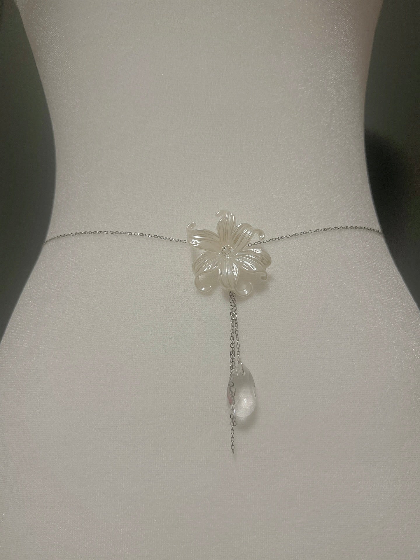 The “Full Bloom” Waist Chain